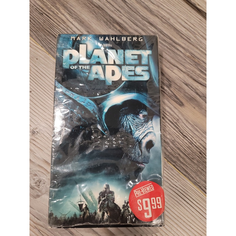 Planet of the Apes VHS 2002 Mark Wahlberg G-VG Condition Blockbuster tape rental